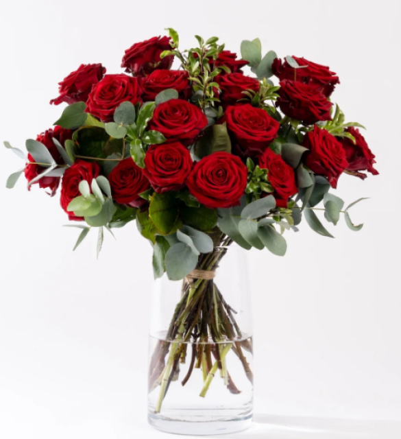 Bouquet de 12 rosas Caridad