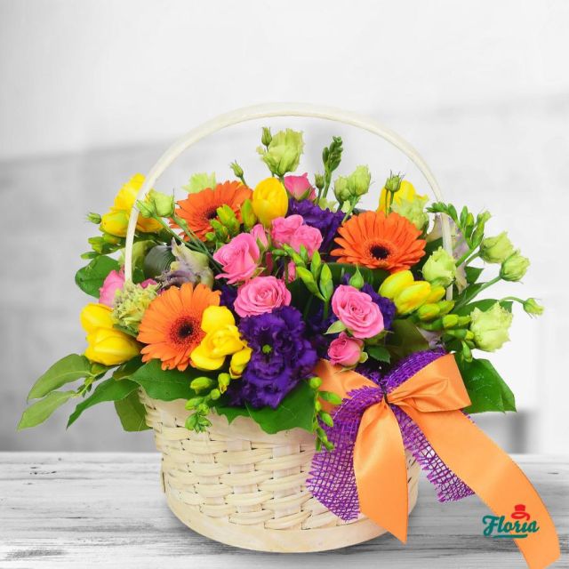 Cesta de flores Akeita