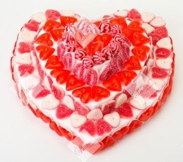 Tarta de gominolas corazón